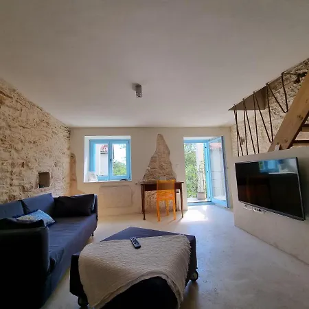 Casa Bella - Istrian Stone House Tatil Evi Juršići
