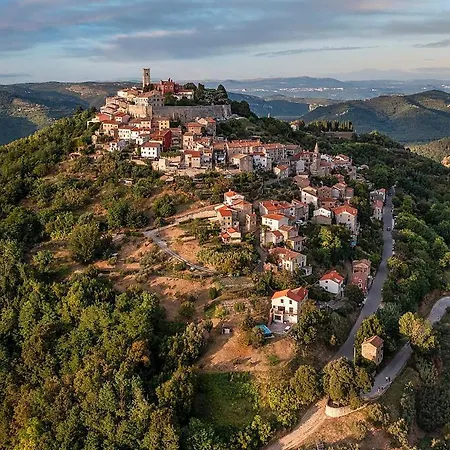 Casa Bella - Istrian Stone House Tatil Evi